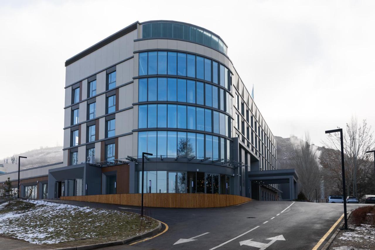 Sadu Hotel Almaty, A Member Of Radisson Individuals Exterior photo