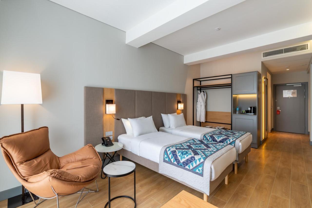 Sadu Hotel Almaty, A Member Of Radisson Individuals Exterior photo