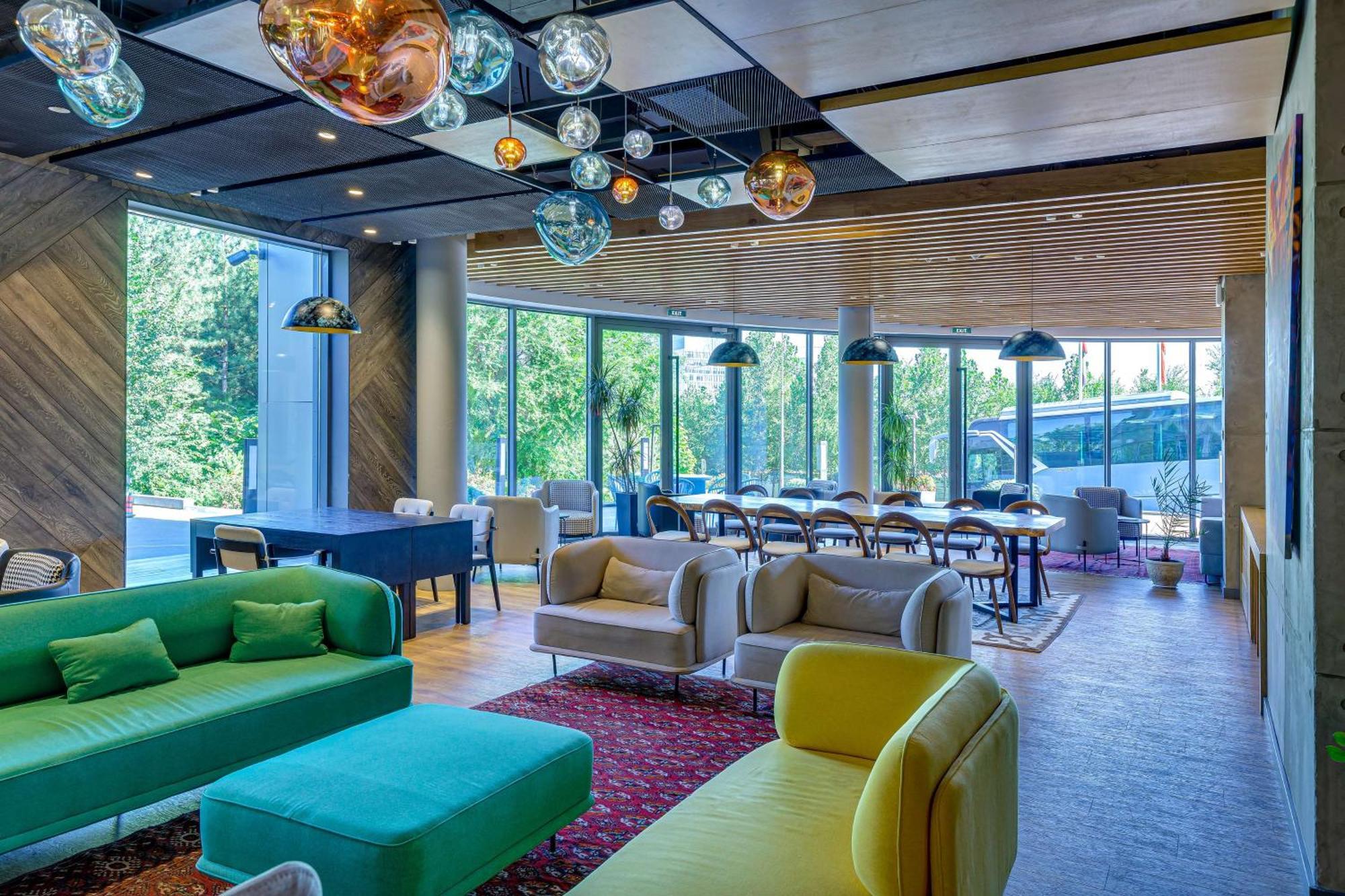 Sadu Hotel Almaty, A Member Of Radisson Individuals Exterior photo